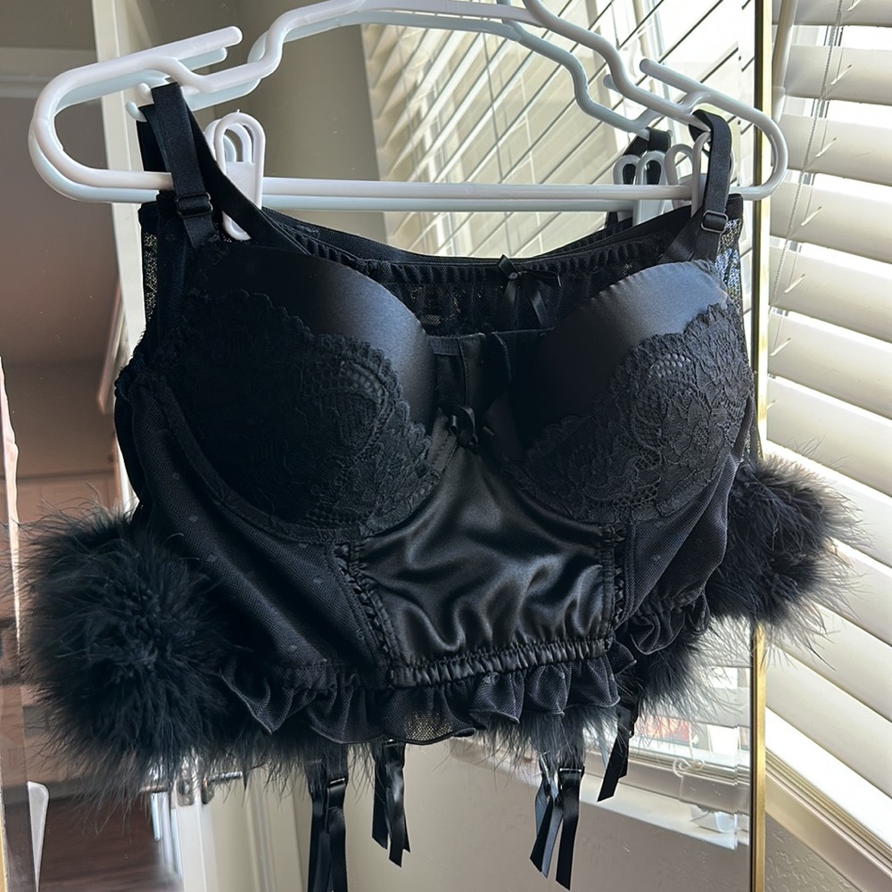 Seductivewear by Cinema Etoile - Black feathered set